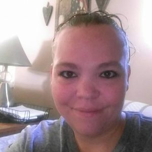 Meet your Posher, Dee